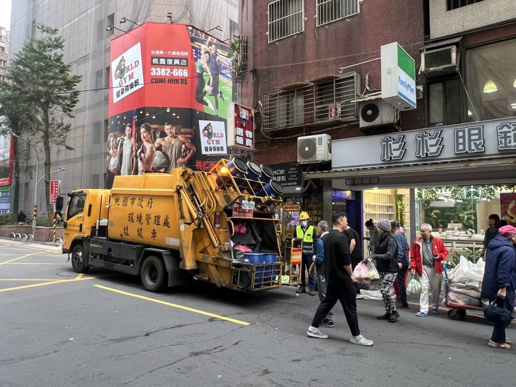 桃園垃圾清運全攻略｜搬家、大型家具、裝潢廢料快速清走不煩惱！