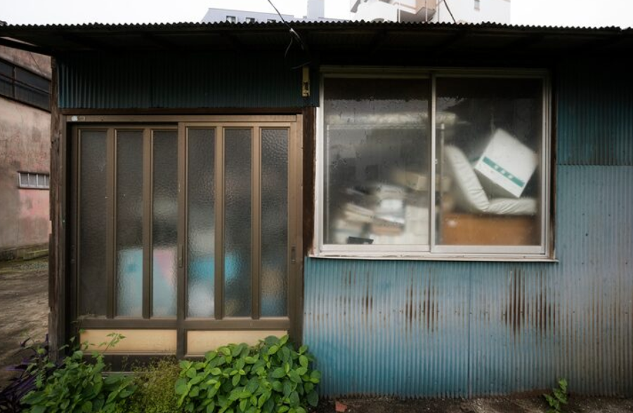 鐵皮屋噪音如何改善？雨聲、金屬共震、風切聲完整解決方案