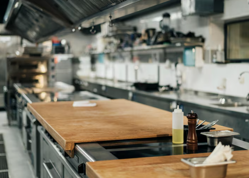 當你開始認真比較廚房設備，代表經營已經進入下一個階段