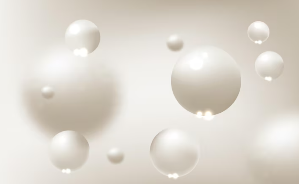 珍珠波假體在不同胸型上的呈現差異：胸廓、皮膚厚度與脂肪量的影響